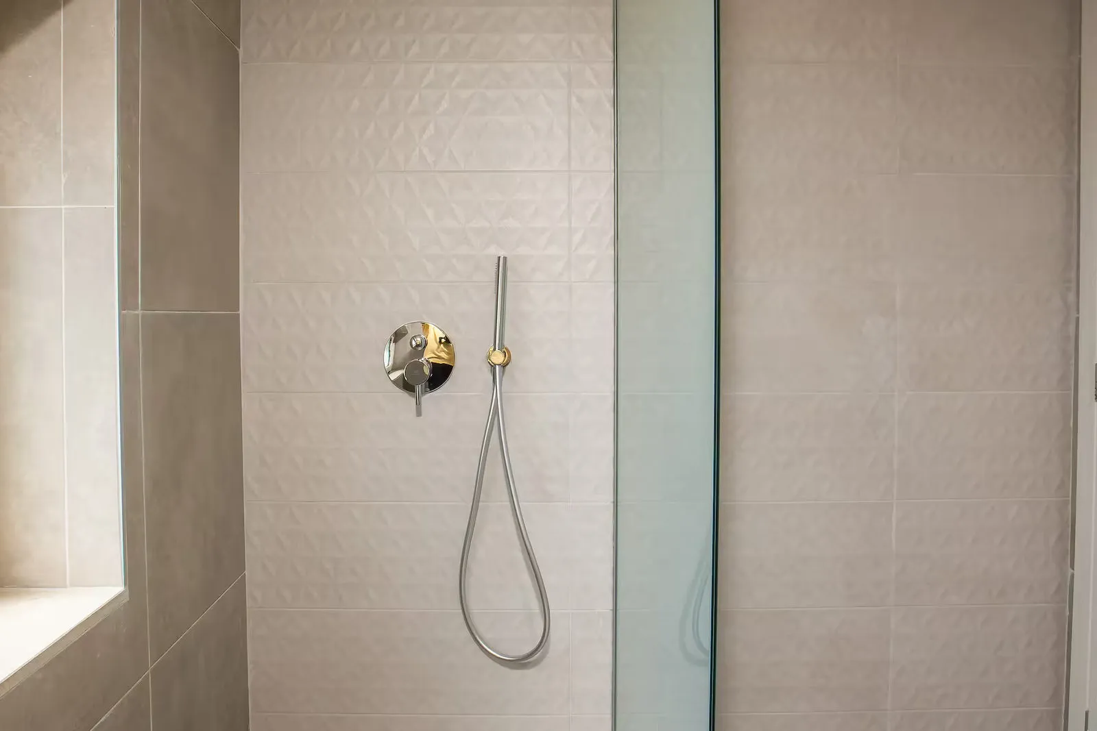 Walk-in rain shower